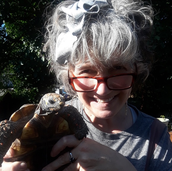 Meet your Posher, Suzanne - Picture 2 of 4